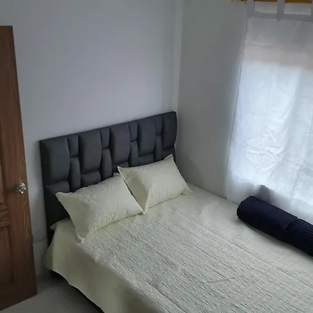 Elegante Y Amplio Apartamento Medellin Exterior photo