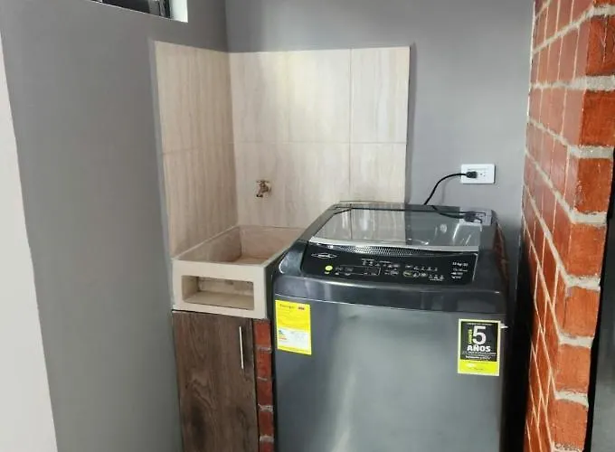 Elegante Y Amplio Apartamento